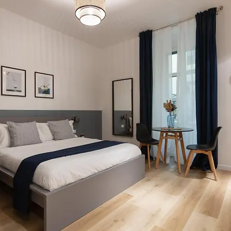 Chic Studio: Historic Elegance