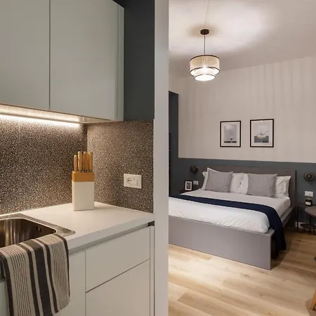 Apartament Chic Studio: Historic Elegance *